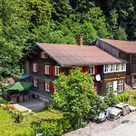 Ferienhaus Waldhuesle *